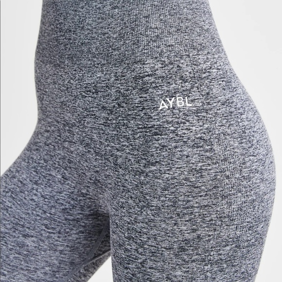 AYBL high-rise ombre legging - Picture 5 of 7